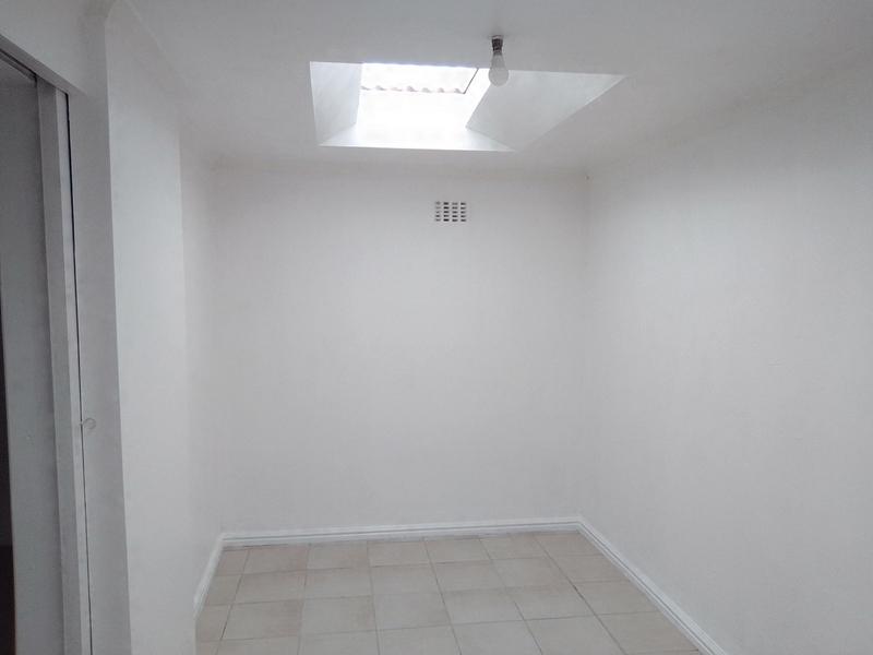 To Let 1 Bedroom Property for Rent in Crawford Western Cape